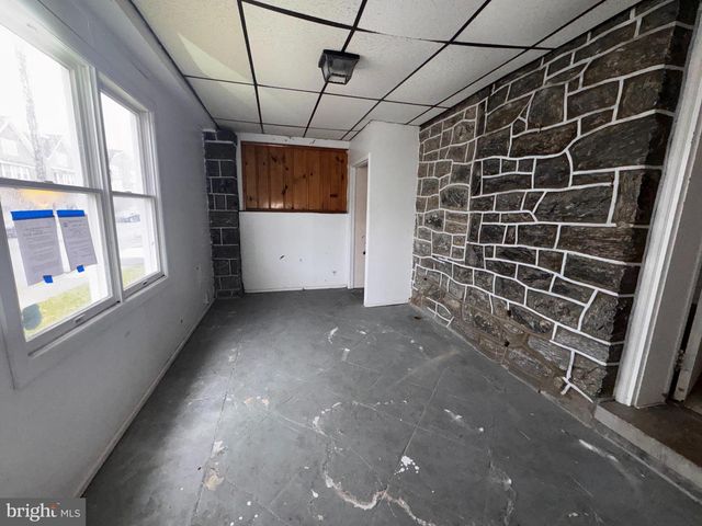 813 N 64TH ST, Philadelphia, PA 19151