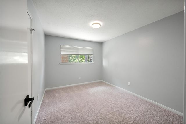 11607 Moorcreek Drive, Houston, TX 77070