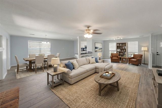 11607 Moorcreek Drive, Houston, TX 77070