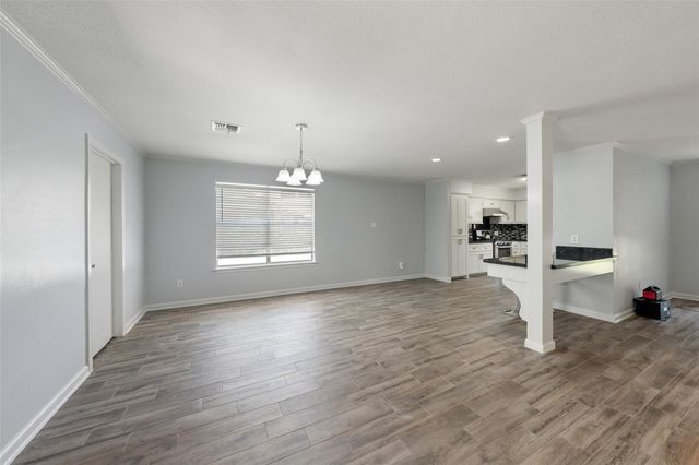 11607 Moorcreek Drive, Houston, TX 77070