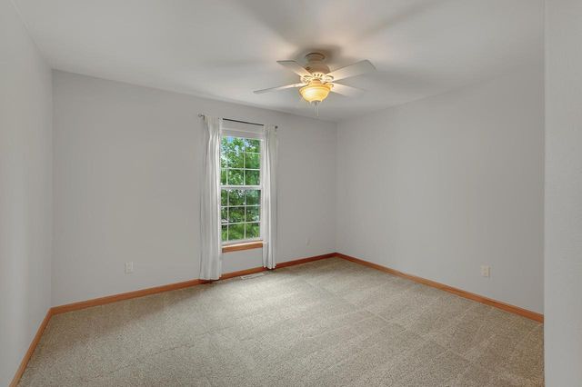 122 Howell AVENUE, Waukesha, WI 53188
