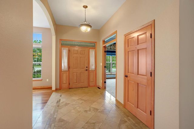 122 Howell AVENUE, Waukesha, WI 53188