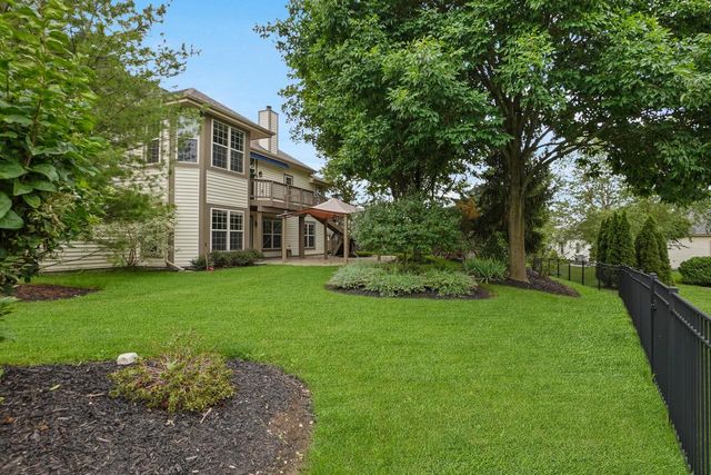 122 Howell AVENUE, Waukesha, WI 53188