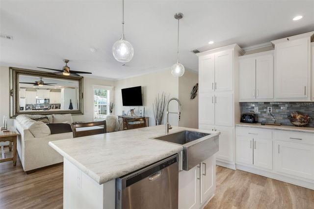 2061 CASITA DRIVE, Sarasota, FL 34234