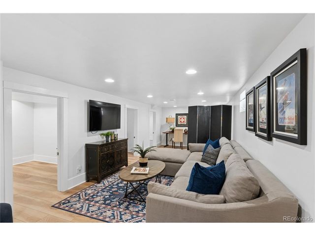 329 S Williams St, Denver, CO 80209