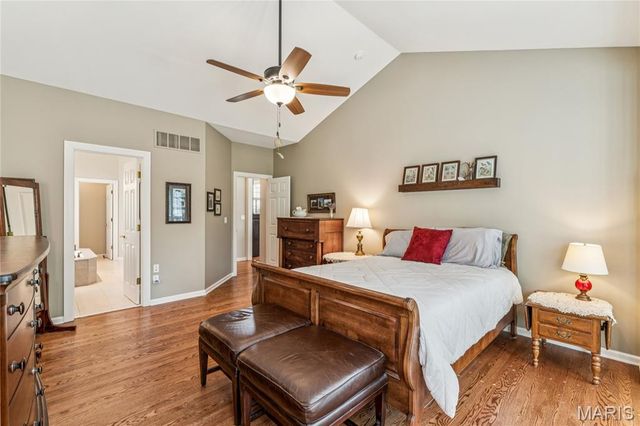 61 Picardy Hill Drive, Chesterfield, MO 63017