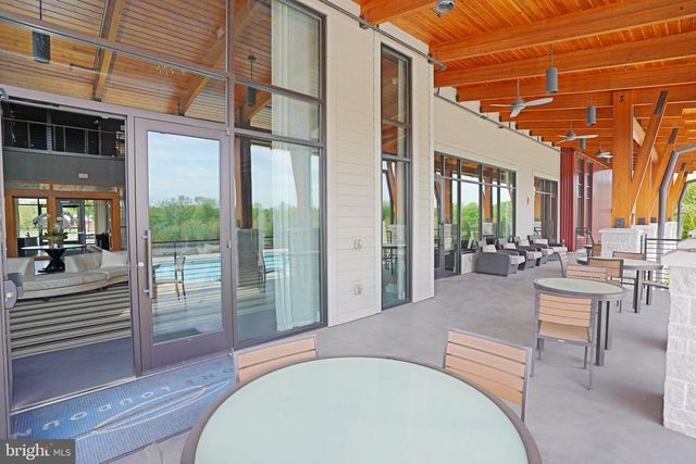 20364 NORTHPARK DR, Ashburn, VA 20147