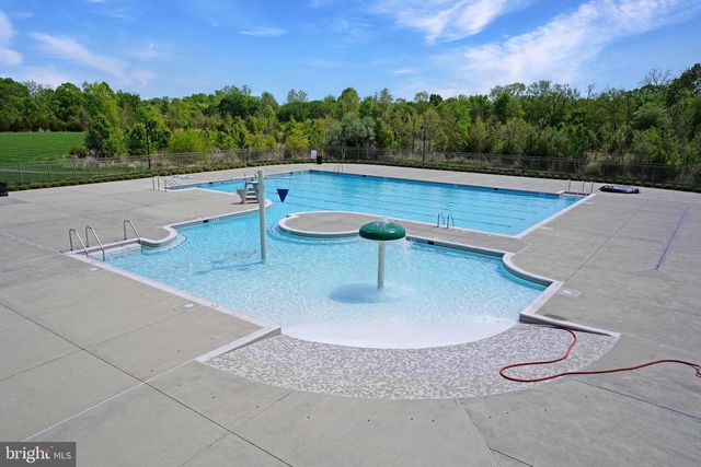 20364 NORTHPARK DR, Ashburn, VA 20147