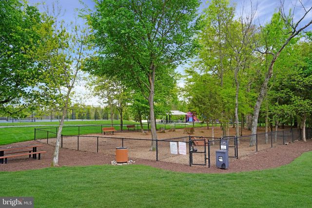 20364 NORTHPARK DR, Ashburn, VA 20147
