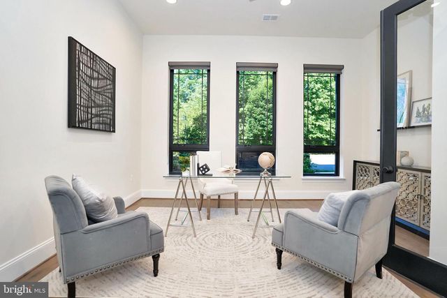 20364 NORTHPARK DR, Ashburn, VA 20147