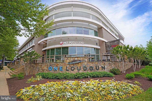 20364 NORTHPARK DR, Ashburn, VA 20147