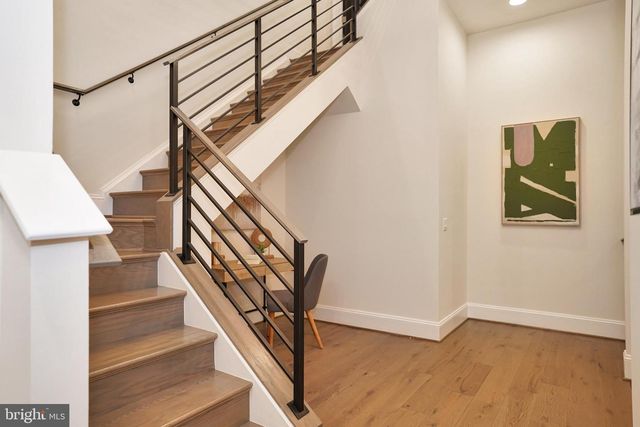 20364 NORTHPARK DR, Ashburn, VA 20147