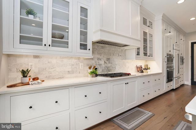 20364 NORTHPARK DR, Ashburn, VA 20147