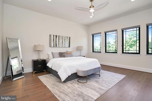 20364 NORTHPARK DR, Ashburn, VA 20147