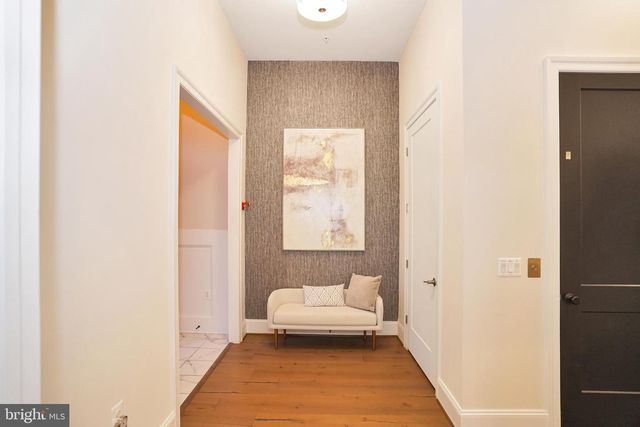 20364 NORTHPARK DR, Ashburn, VA 20147