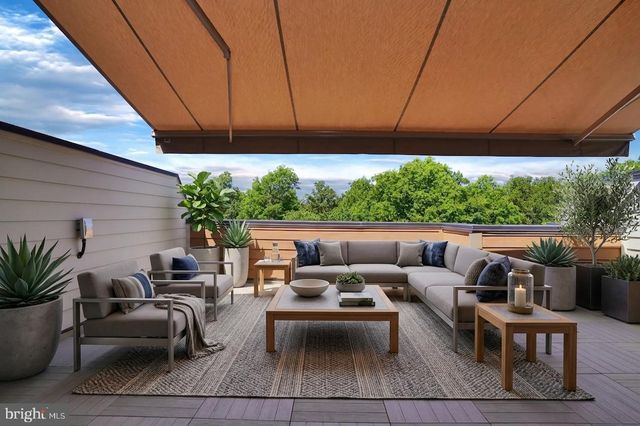 20364 NORTHPARK DR, Ashburn, VA 20147