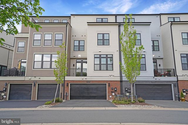20364 NORTHPARK DR, Ashburn, VA 20147