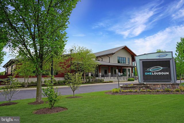 20364 NORTHPARK DR, Ashburn, VA 20147