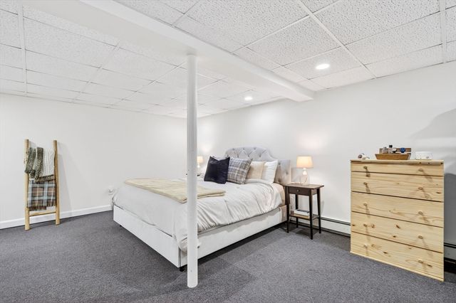 4 Dean Street, Freetown, MA 02702