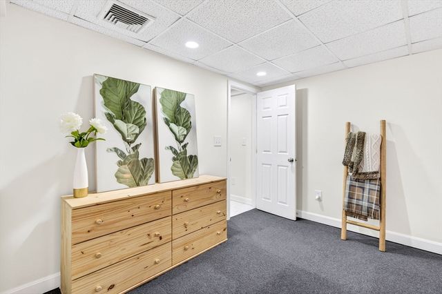 4 Dean Street, Freetown, MA 02702