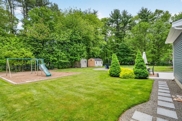 4 Dean Street, Freetown, MA 02702