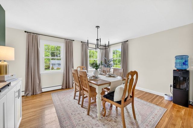 4 Dean Street, Freetown, MA 02702
