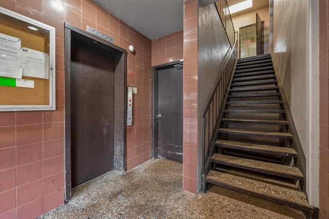 2211 S Braeswood Boulevard 21F, Houston, TX 77030