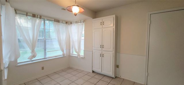 5624 Woodway Drive, Fort Worth, TX 76133