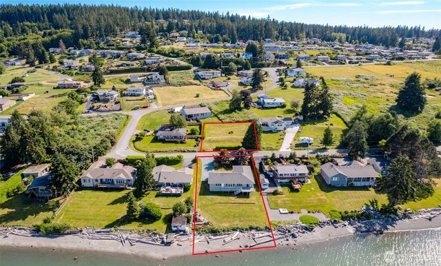 639 E Beacon View Drive, Oak Harbor, WA 98277