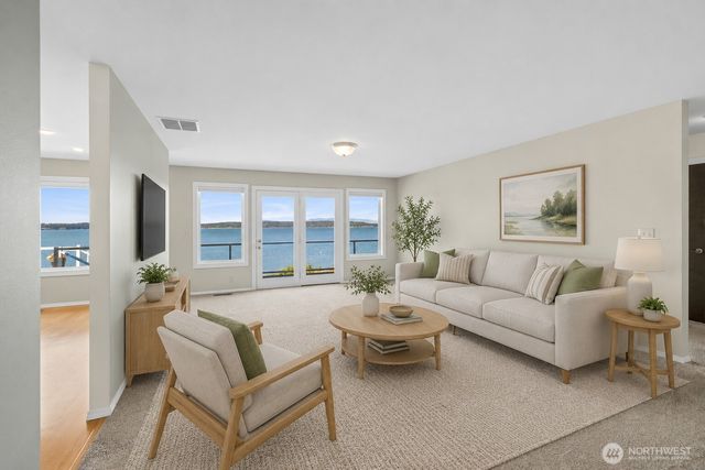 639 E Beacon View Drive, Oak Harbor, WA 98277