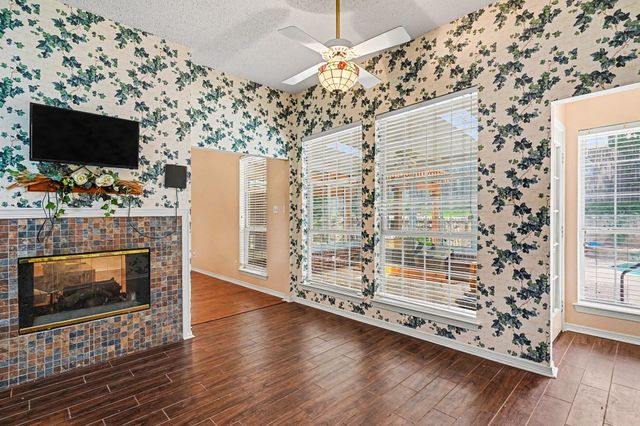 1249 Cross Creek Drive, Kennedale, TX 76060