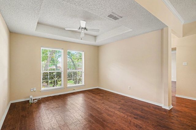 1249 Cross Creek Drive, Kennedale, TX 76060