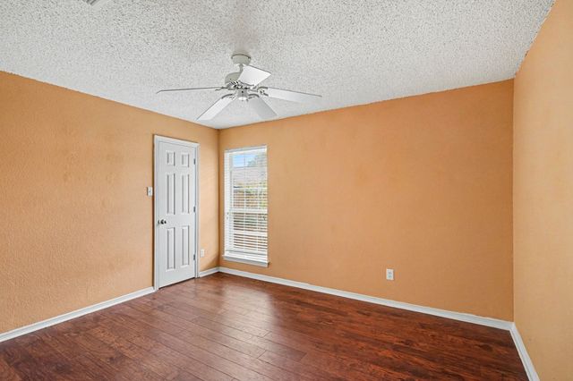 1249 Cross Creek Drive, Kennedale, TX 76060