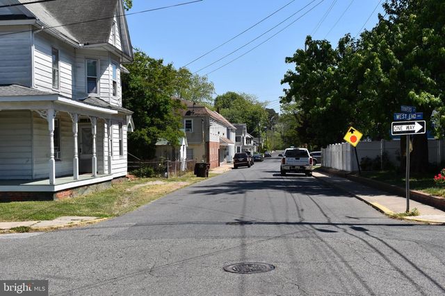 218 W END AVE, Cambridge, MD 21613