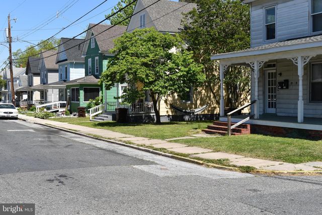 218 W END AVE, Cambridge, MD 21613