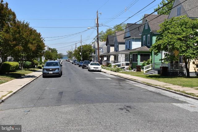 218 W END AVE, Cambridge, MD 21613