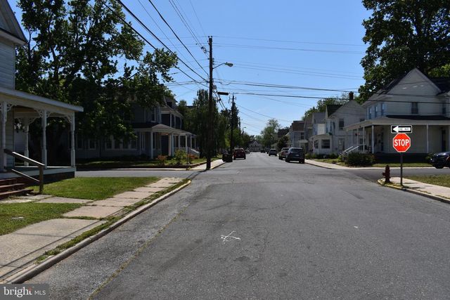 218 W END AVE, Cambridge, MD 21613