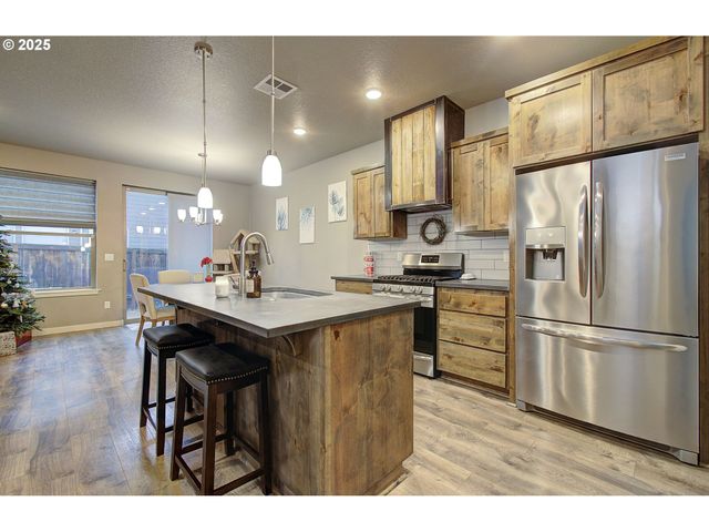 12317 Ne 116TH St, Vancouver, WA 98682