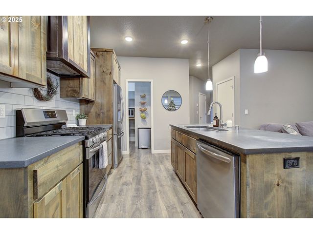 12317 Ne 116TH St, Vancouver, WA 98682