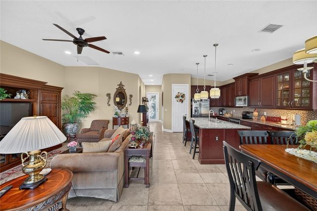 7630 Mesetta Way, Vero Beach, FL 32967