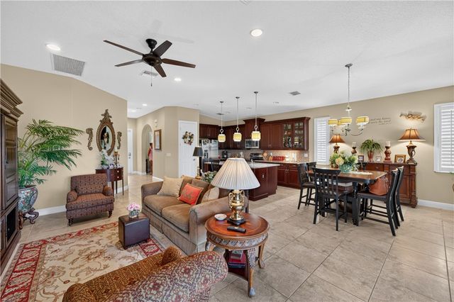 7630 Mesetta Way, Vero Beach, FL 32967