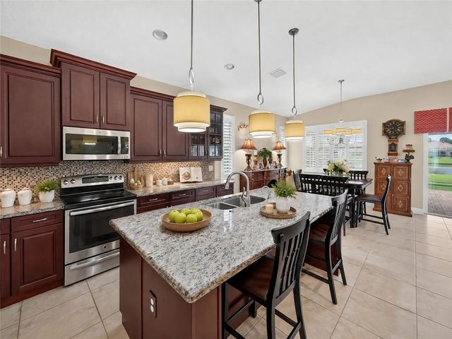 7630 Mesetta Way, Vero Beach, FL 32967