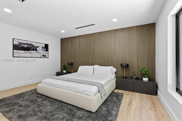 85 W Shore Dr W, Miami, FL 33133