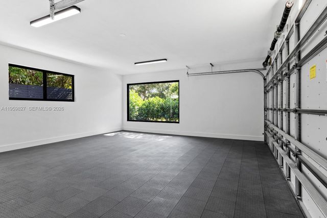 85 W Shore Dr W, Miami, FL 33133