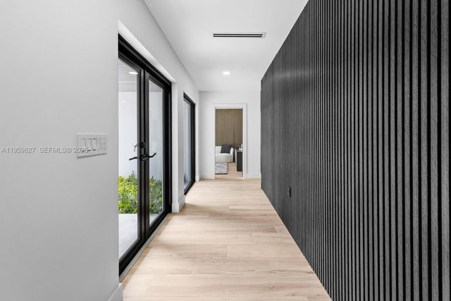 85 W Shore Dr W, Miami, FL 33133