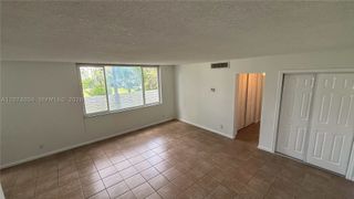 3257 NE 13th St 101, Pompano Beach, FL 33062