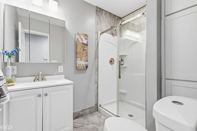 8065 Ogden Drive, Sterling Heights, MI 48314