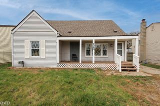 8065 Ogden Drive, Sterling Heights, MI 48314