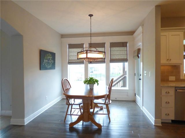 8202 W 166th Court, Overland Park, KS 66085