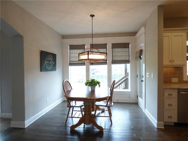 8202 W 166th Court, Overland Park, KS 66085